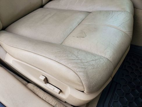 Used 2005 Cadillac STS image 35