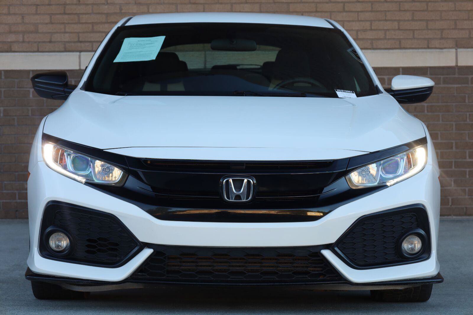Used 2017 Honda Civic Sport image 6