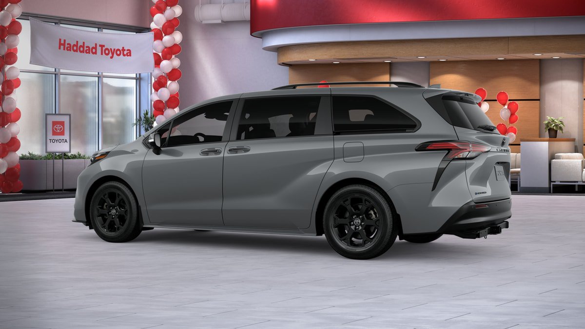 New 2026 Toyota Sienna XLE Woodland Edition AWD/4WD image 4
