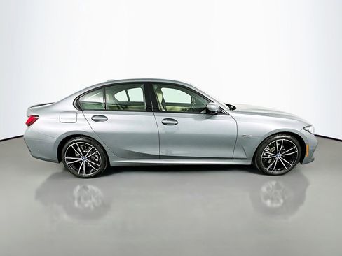 Certified 2023 BMW 330e w/ M Sport Package image 4