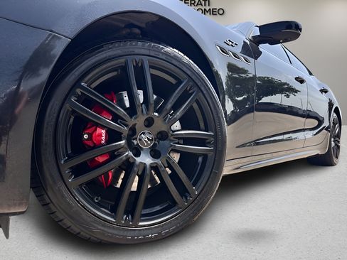 Used 2022 Maserati Ghibli GT RWD image 26