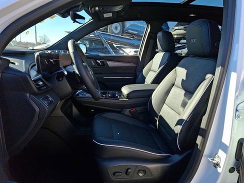 New 2026 Buick Enclave Sport Touring w/ Super Cruise Package image 10