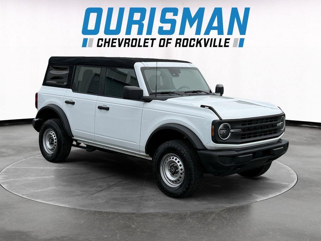Used 2023 Ford Bronco 4-Door AWD/4WD image 1