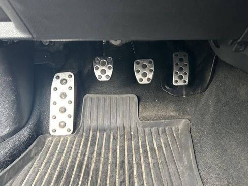 Used 2017 Subaru WRX image 16