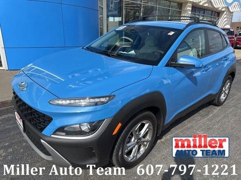 Used 2022 Hyundai Kona SEL AWD/4WD image 1