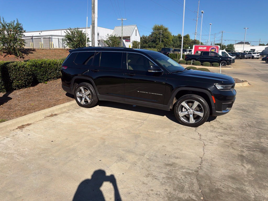 Used 2021 Jeep Grand Cherokee L Limited RWD image 24