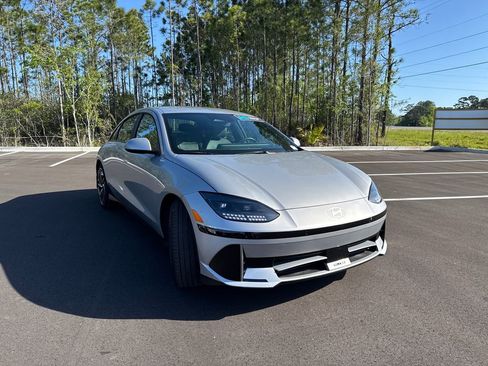 Used 2025 Hyundai Ioniq 6 SEL RWD image 7