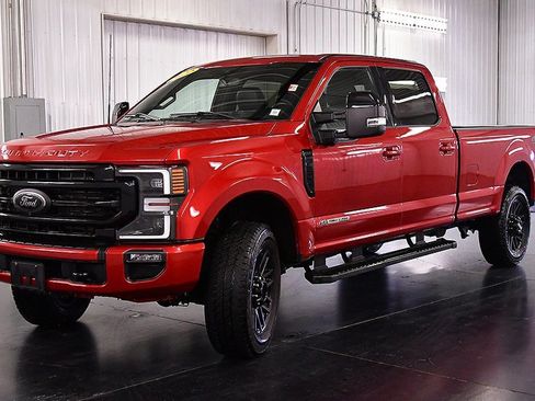 Used 2022 Ford F250 Lariat w/ Black Appearance Package AWD/4WD image 3