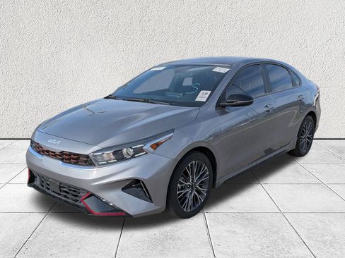 Used 2024 Kia Forte GT-Line image 7