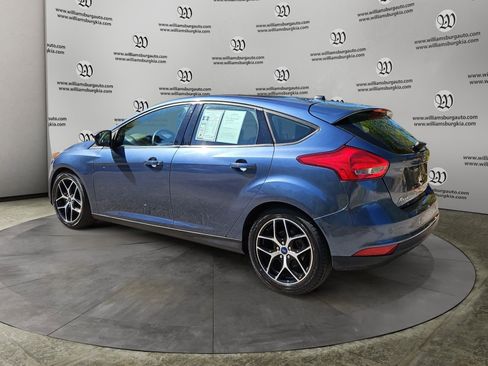 Used 2018 Ford Focus SEL FWD image 3
