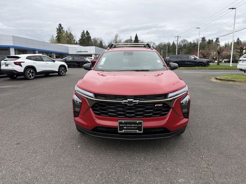 New 2026 Chevrolet Trax RS w/ Sunroof Package image 8