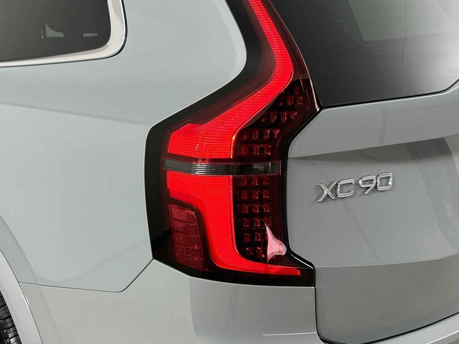 Certified 2026 Volvo XC90 B6 Ultra w/ Protection Package AWD/4WD image 12