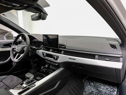Used 2024 Audi A4 2.0T Premium Plus w/ Premium Plus Package image 17