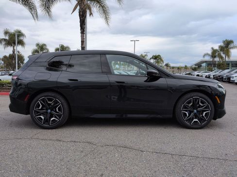 Used 2025 BMW iX M60 image 11