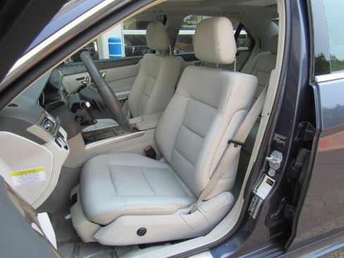 Used 2014 Mercedes-Benz E 350 Sedan image 14