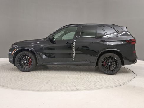 New 2026 BMW X5 sDrive40i w/ M Sport Package RWD image 2