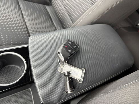 Used 2025 Chevrolet Equinox LT image 23