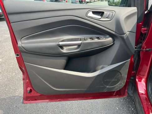 Used 2018 Ford Escape SEL FWD image 25