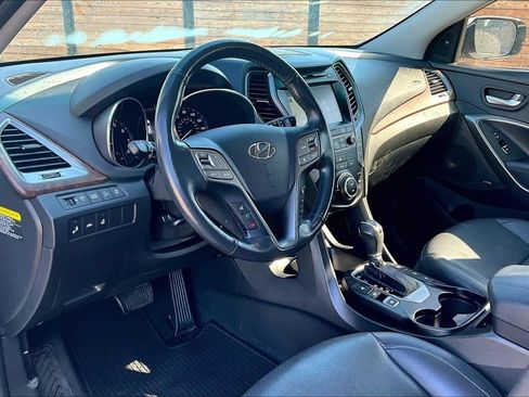 Used 2018 Hyundai Santa Fe Sport w/ 2.0T Ultimate Tech Package 05 FWD image 13