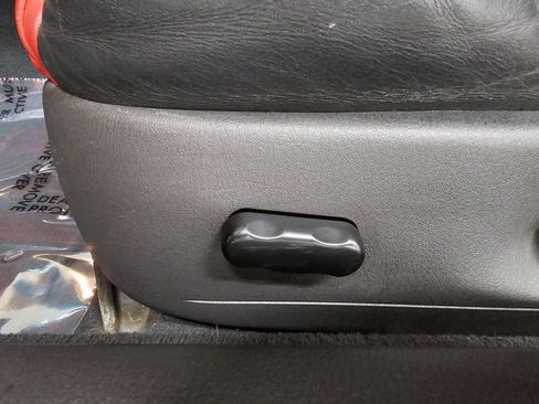 Used 2002 Ford Thunderbird RWD image 13