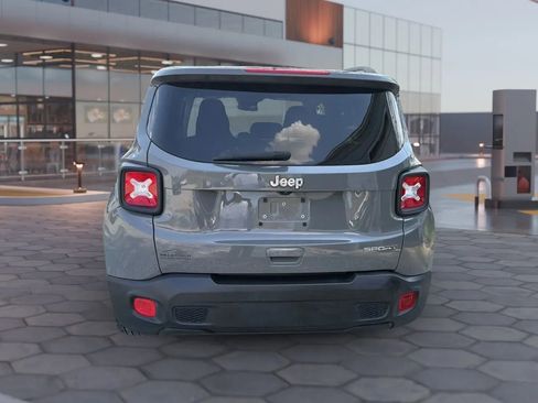 Used 2022 Jeep Renegade Sport w/ Sport Appearance Group FWD image 11
