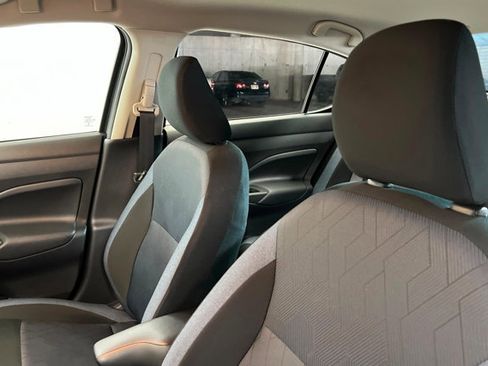 Used 2025 Nissan Versa SV w/ Trunk Package FWD image 16