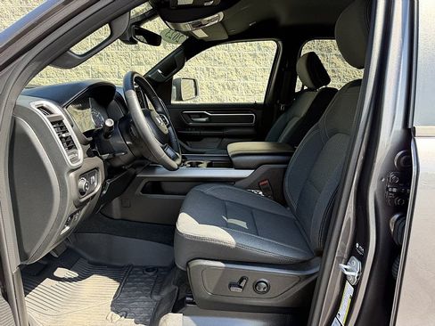 Used 2023 RAM 1500 Big Horn AWD/4WD image 24