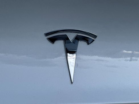 Used 2022 Tesla Model 3 image 24