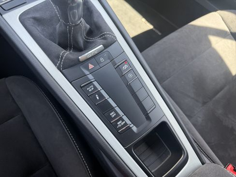 Certified 2020 Porsche 718 Cayman GT4 RWD image 26