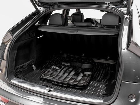 Used 2022 Audi SQ5 Prestige image 48