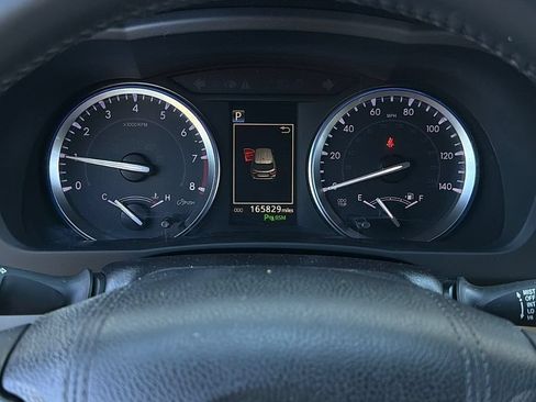 Used 2018 Toyota Highlander Limited FWD image 15