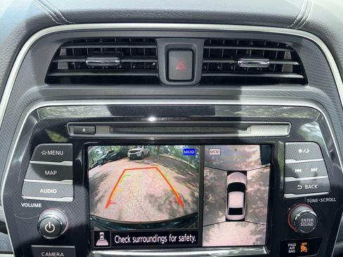 Used 2023 Nissan Maxima Platinum w/ Sport Mat Group FWD image 14
