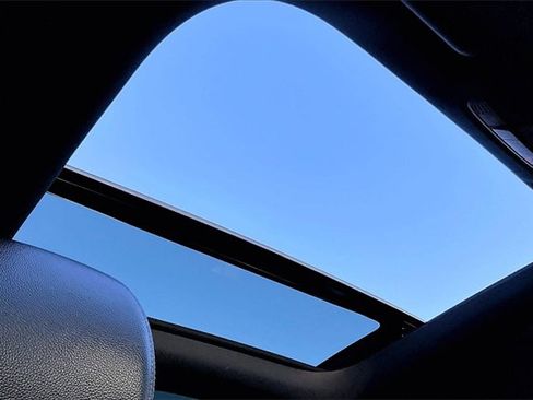 Used 2023 Mercedes-Benz E 350 Sedan image 26