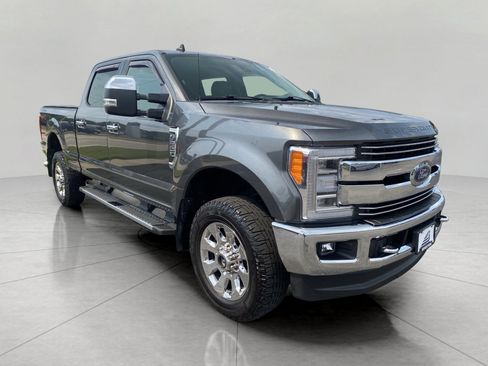 Used 2019 Ford F250 Lariat w/ Lariat Ultimate Package AWD/4WD image 1