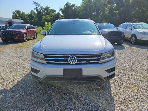 Used 2018 Volkswagen Tiguan S AWD/4WD image 2
