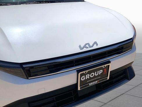Certified 2025 Kia K4 EX FWD image 36