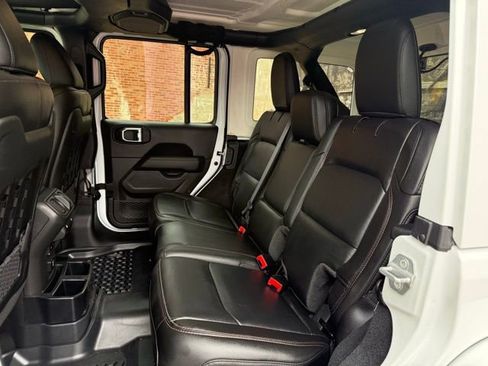 Used 2021 Jeep Wrangler Unlimited Rubicon image 24