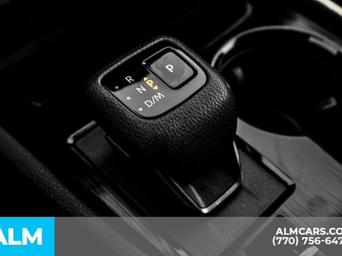 Used 2024 Nissan Rogue SV image 47