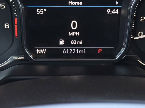 Used 2021 GMC Yukon SLT w/ SLT Premium Package image 19