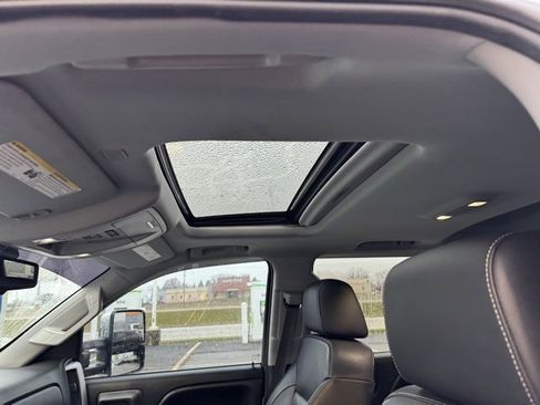 Used 2017 GMC Sierra 1500 SLT image 9