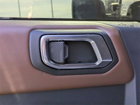 Used 2024 Ford Bronco Outer Banks image 30