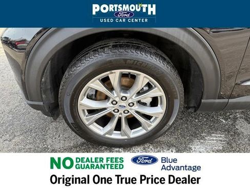 Used 2022 Ford Explorer XLT w/ Equipment Group 202A image 42