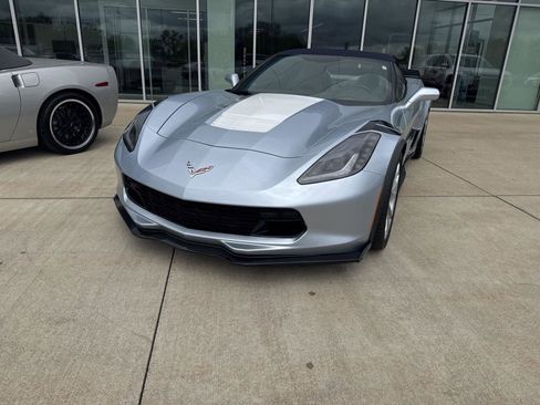 Used 2017 Chevrolet Corvette Grand Sport RWD image 7