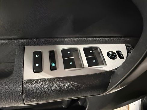 Used 2009 Chevrolet Silverado 2500 LT image 8