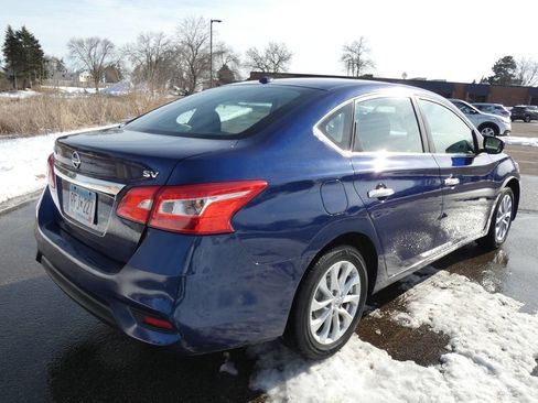 Used 2019 Nissan Sentra SV FWD image 8