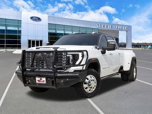 Used 2024 GMC Sierra 3500 Denali w/ Denali Reserve Package AWD/4WD image 1