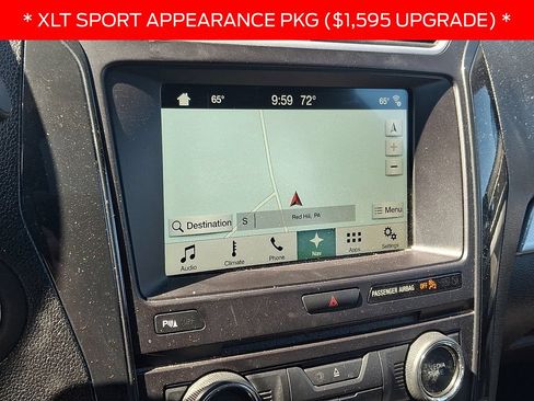 Used 2017 Ford Explorer XLT w/ Equipment Group 202A AWD/4WD image 18