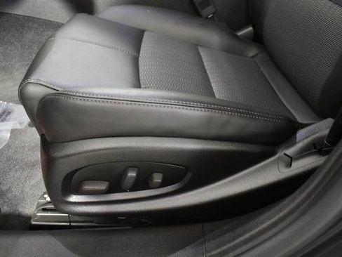 Used 2014 Chevrolet Impala LT image 10