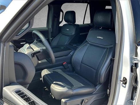 New 2025 Ford Expedition Platinum w/ Stealth Performance Package image 9