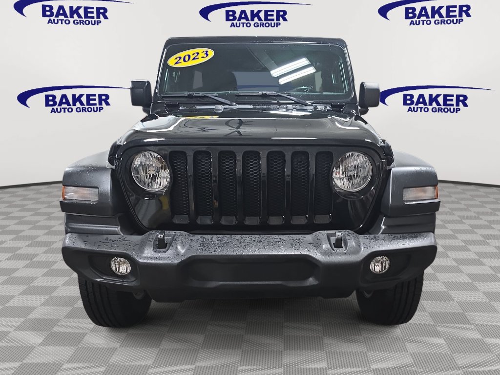 Used 2023 Jeep Wrangler Unlimited Sport AWD/4WD image 2